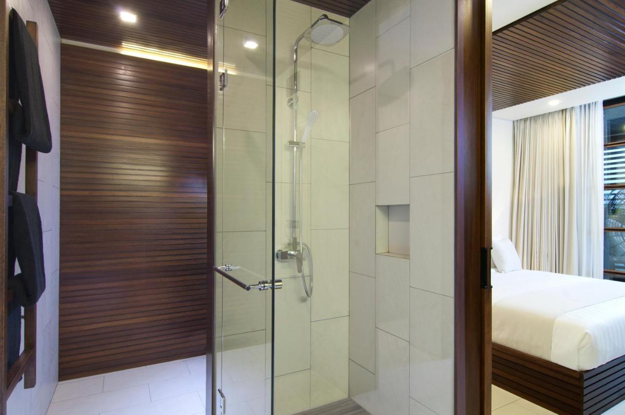 4Br Villa Kamis - Minggu Villas Seminyak エクステリア 写真