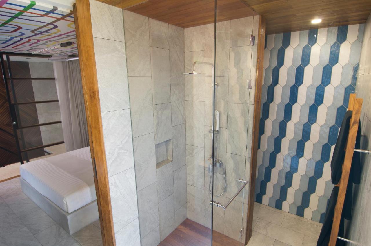 4Br Villa Kamis - Minggu Villas Seminyak エクステリア 写真