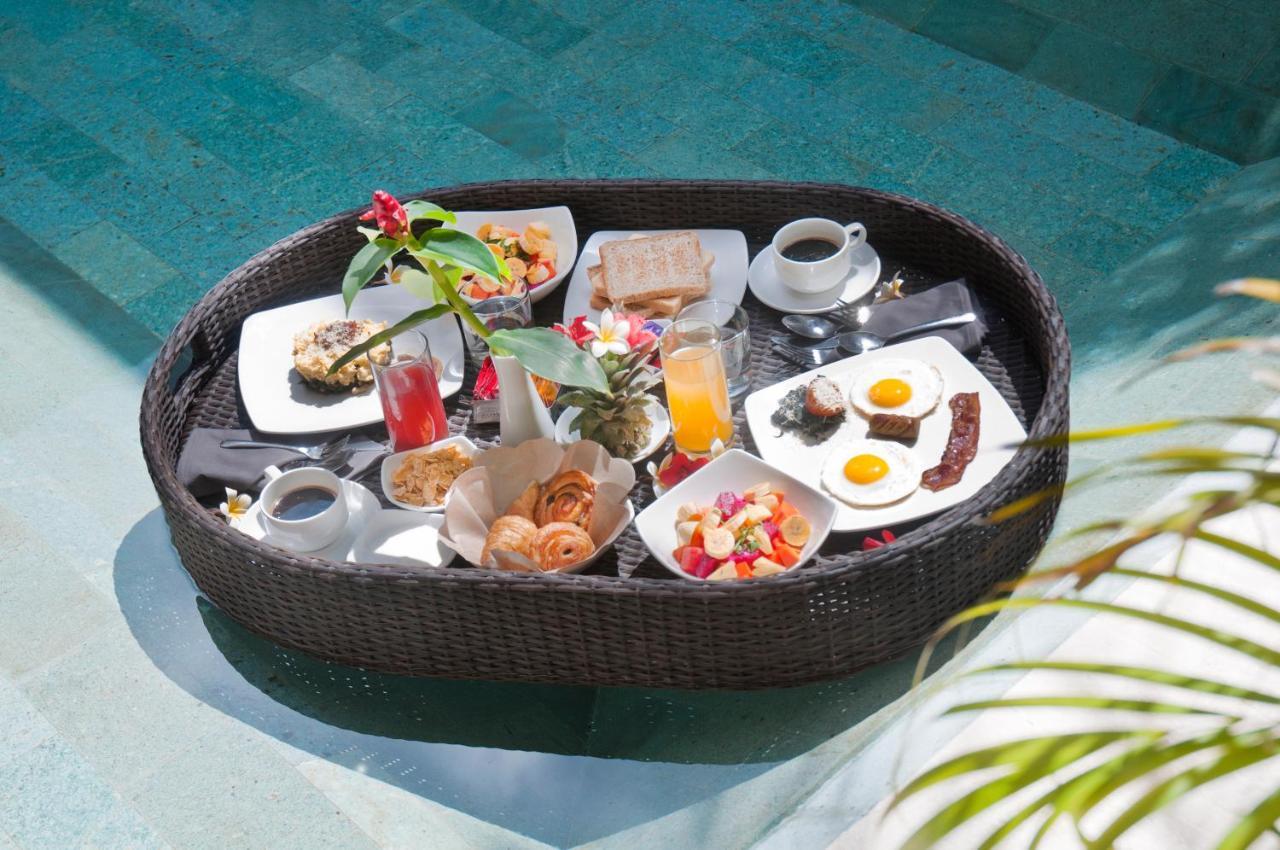 4Br Villa Kamis - Minggu Villas Seminyak エクステリア 写真
