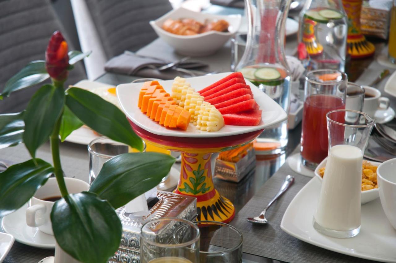 4Br Villa Kamis - Minggu Villas Seminyak エクステリア 写真