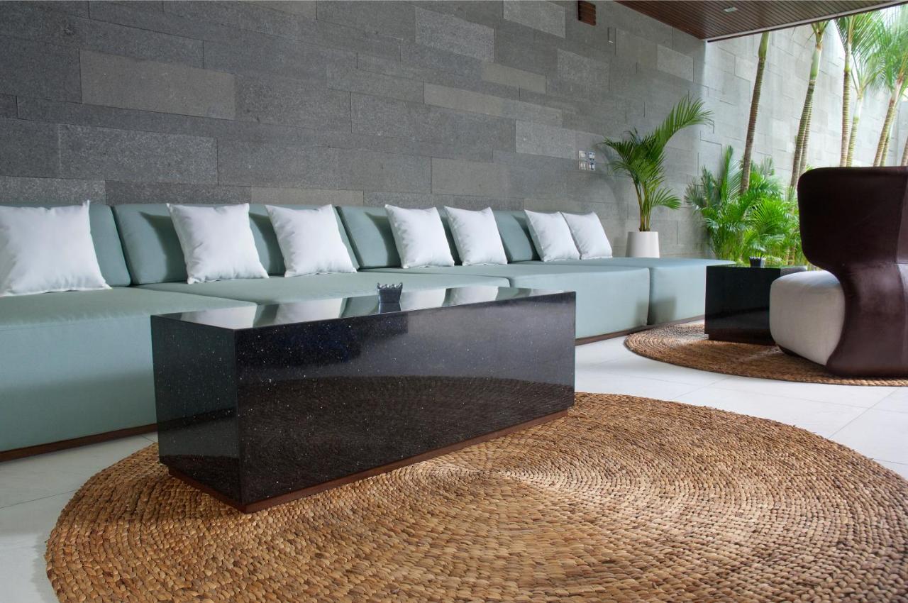 4Br Villa Kamis - Minggu Villas Seminyak エクステリア 写真