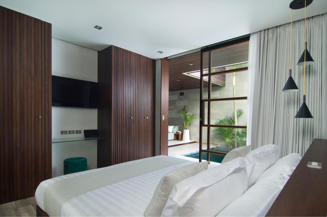 4Br Villa Kamis - Minggu Villas Seminyak エクステリア 写真
